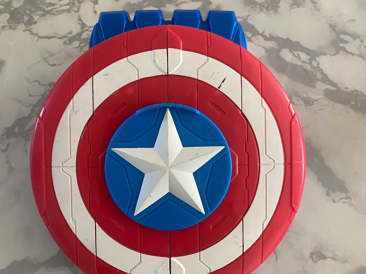 Billede 1 - Captain America skjold med indbygget skyder