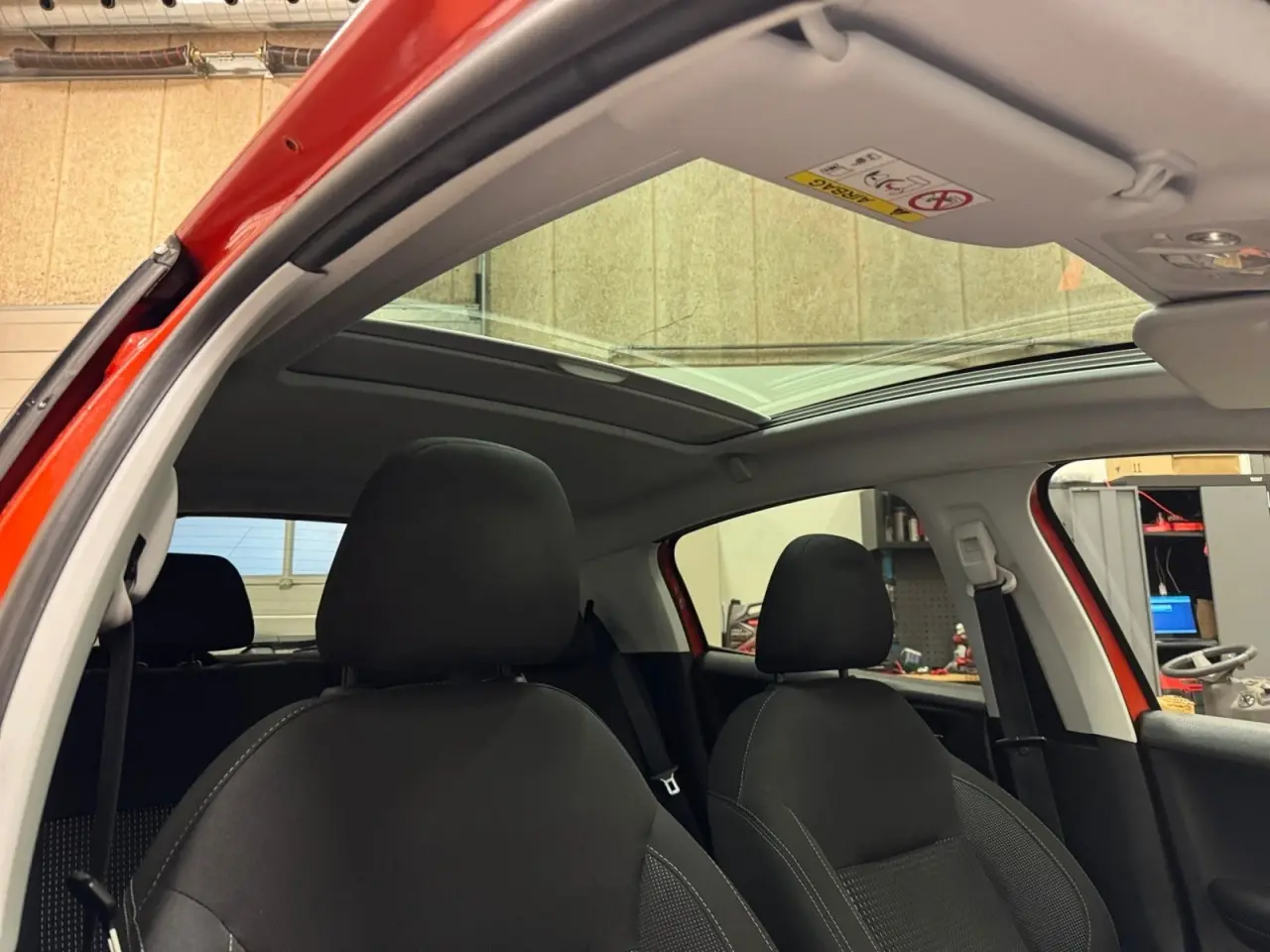 Billede 17 - Peugeot 208 1,2 e-THP 110 Allure Sky