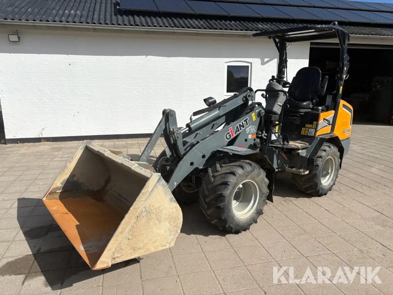 Billede 1 - Minilæsser Giant G2700HD X-TRA med tilbehør