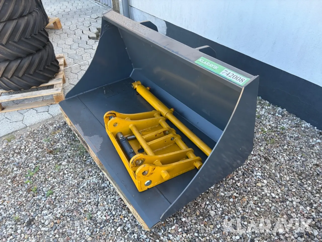 Billede 1 - Skovl og hydraulisk skifte