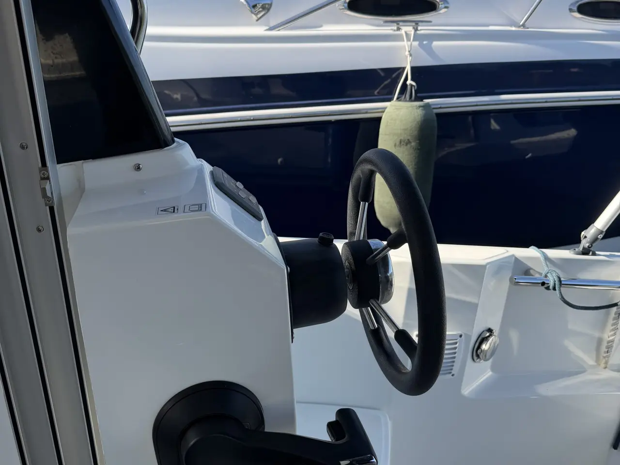 Billede 6 - Jeanneau 695 Cruiser Serie2