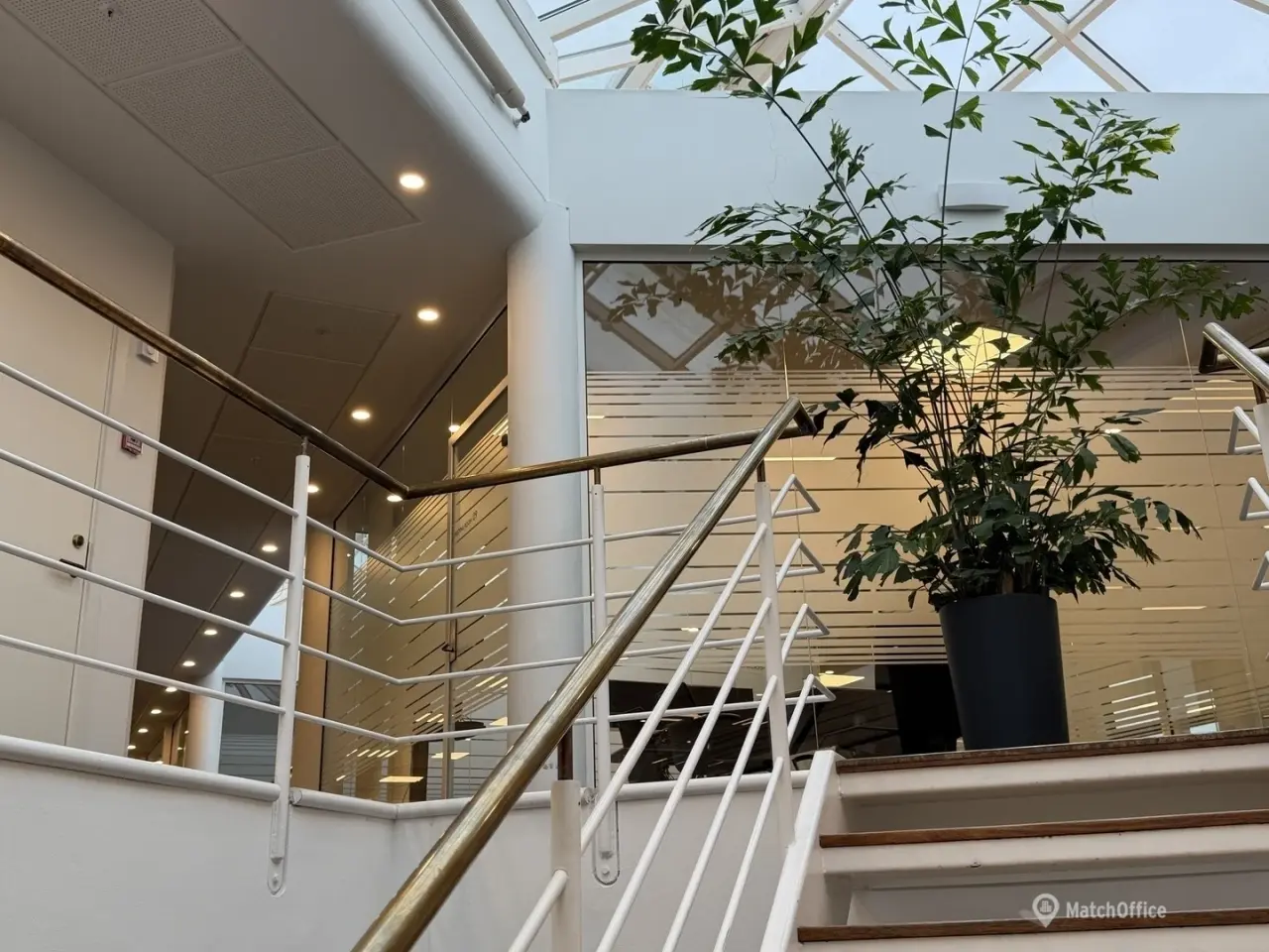 Billede 11 - Albertslunds flotteste kontor midt i en oase