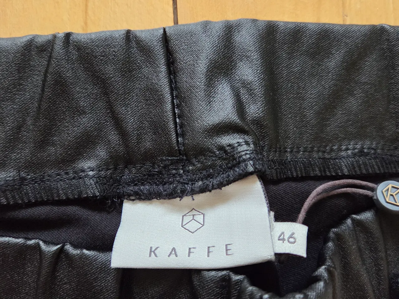 Billede 3 - KAFFE bukser str 46 sort dame