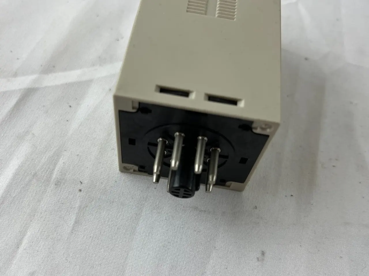 Billede 4 - Omron H3BA-8H Timer relæ 200-240VAC 0-5hrs 8-Pin
