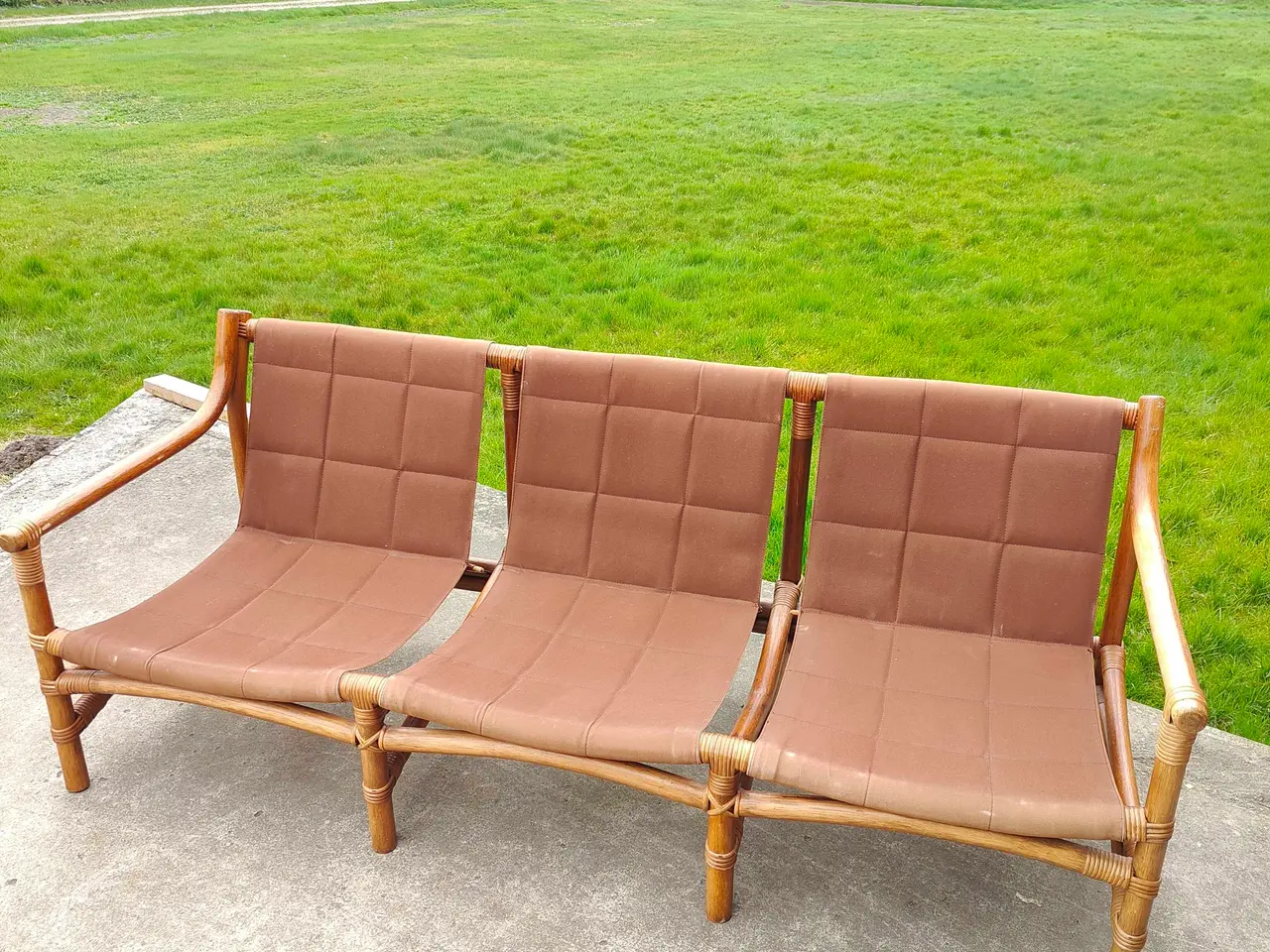 Billede 4 - Flot RETRO bambus sofa med orange hynder og bord