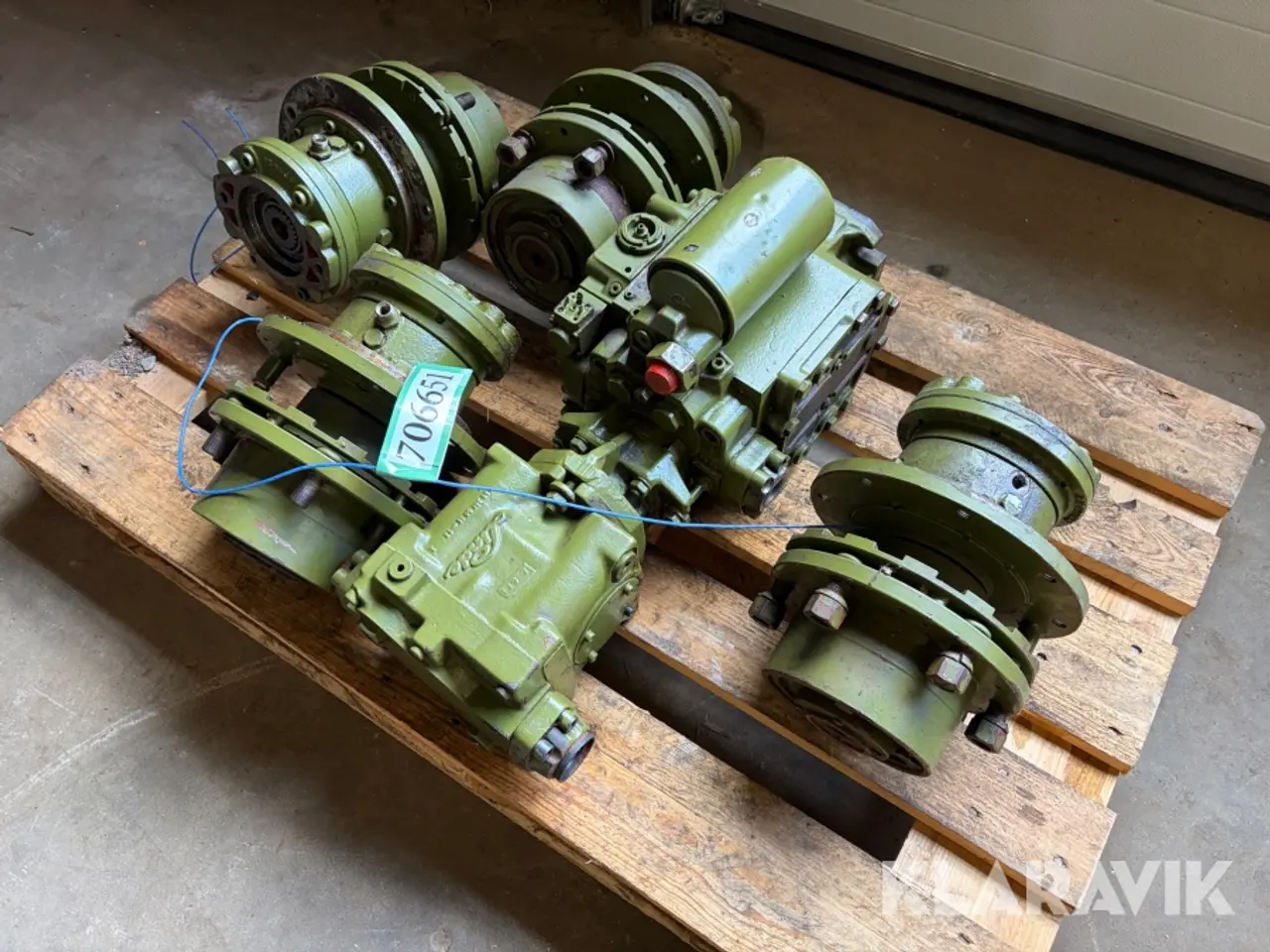Billede 1 - Lot - gear til hjulmotorer, konverter og hydraulikpumpe - 1 palle