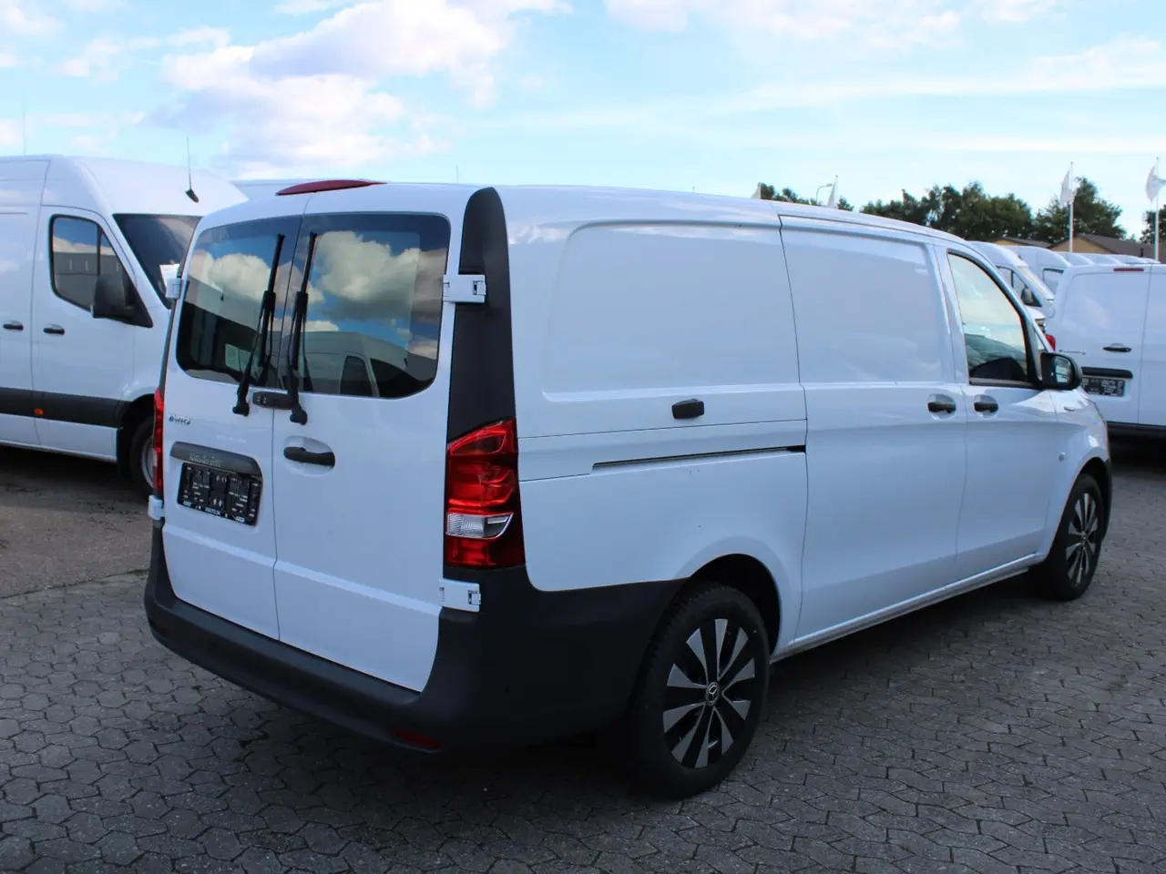 Billede 9 - Mercedes eVito 112  A2 Kassevogn