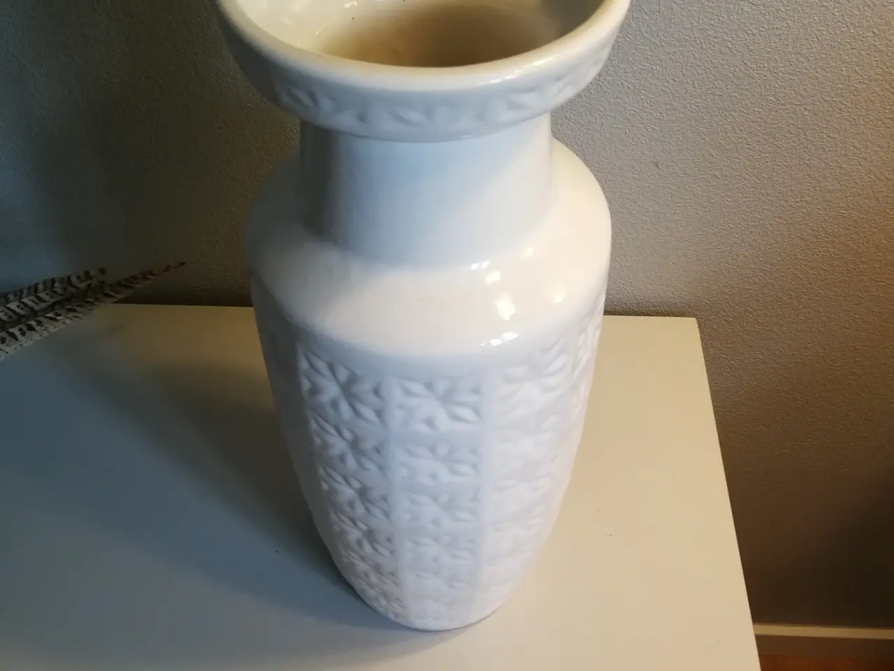 Billede 2 - Smuk, hvid WG gulv vase