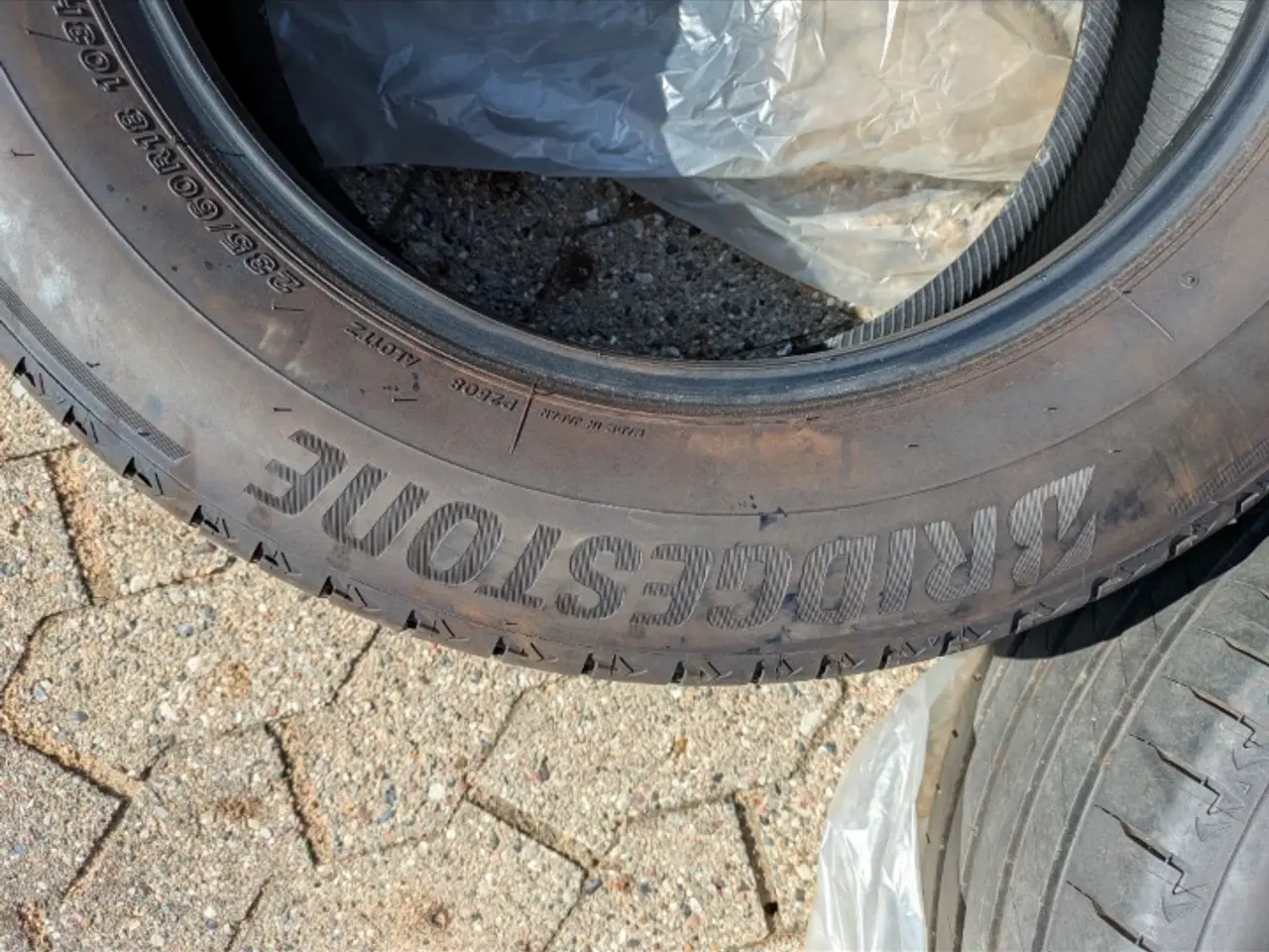 Billede 3 - Sommerdæk 18" 235/60 R18
