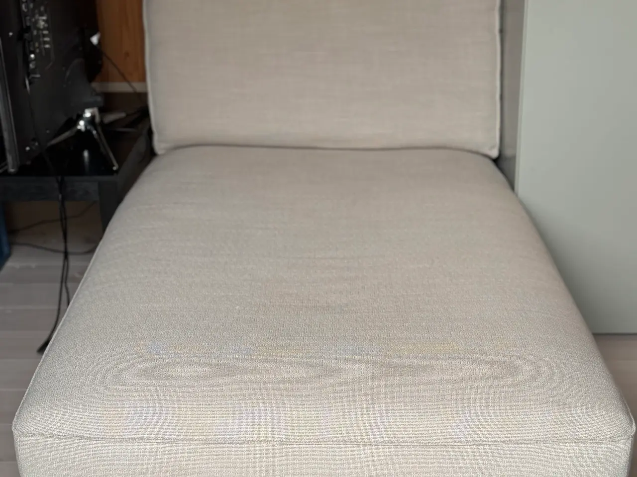 Billede 4 - KIVIK 4-pers. sofa med chaiselong, Gunnared beige