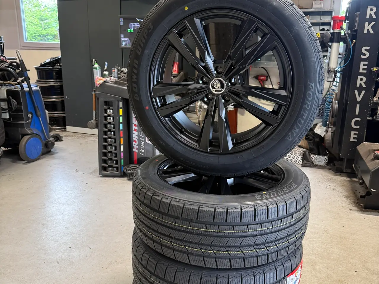 Billede 1 - Nye 19” Skoda enyaq fælge med vinterdæk