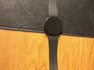 Samsung Galaxy watch6 44mm BT (sort)