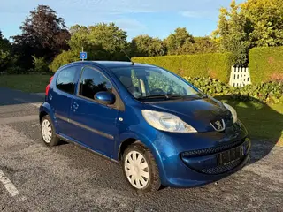 Peugeot 107 1,0 12V Trendy 2 Tronic 68HK 5d
