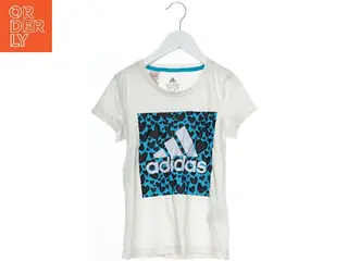 T-shirt med print fra Adidas (str. 134)