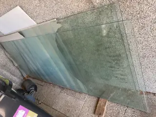 Hærdet glas