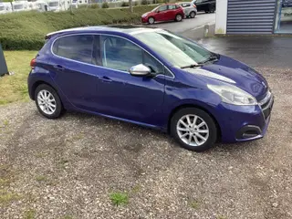 Peugeot 208 1,6 BlueHDi 100 Allure Sky