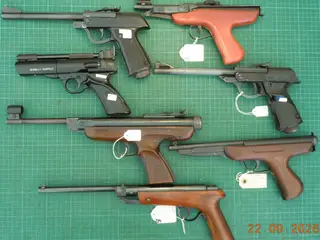 Luftpistoler til målskydning og samling.