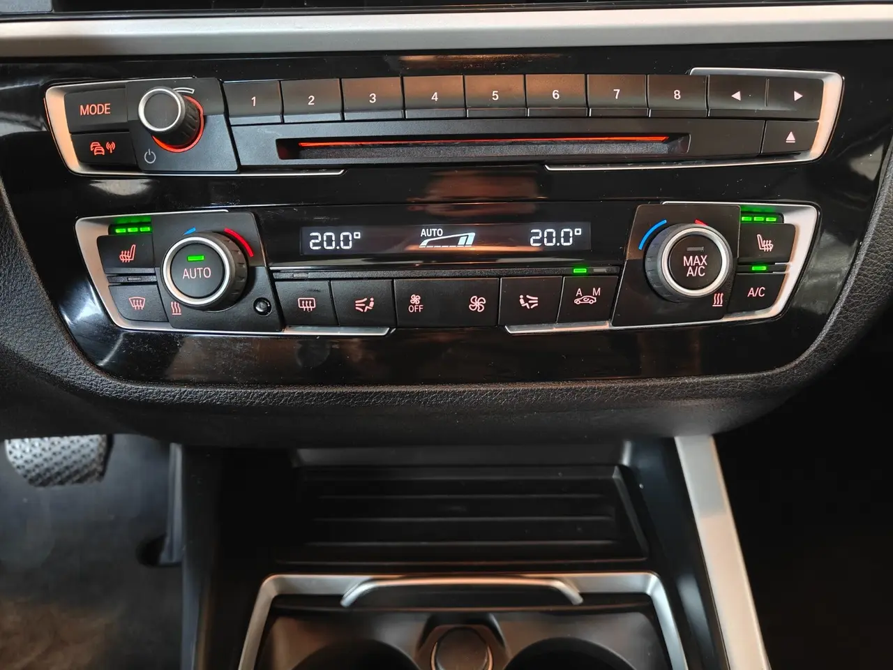 Billede 16 - BMW 118i 1,5 Connected aut.