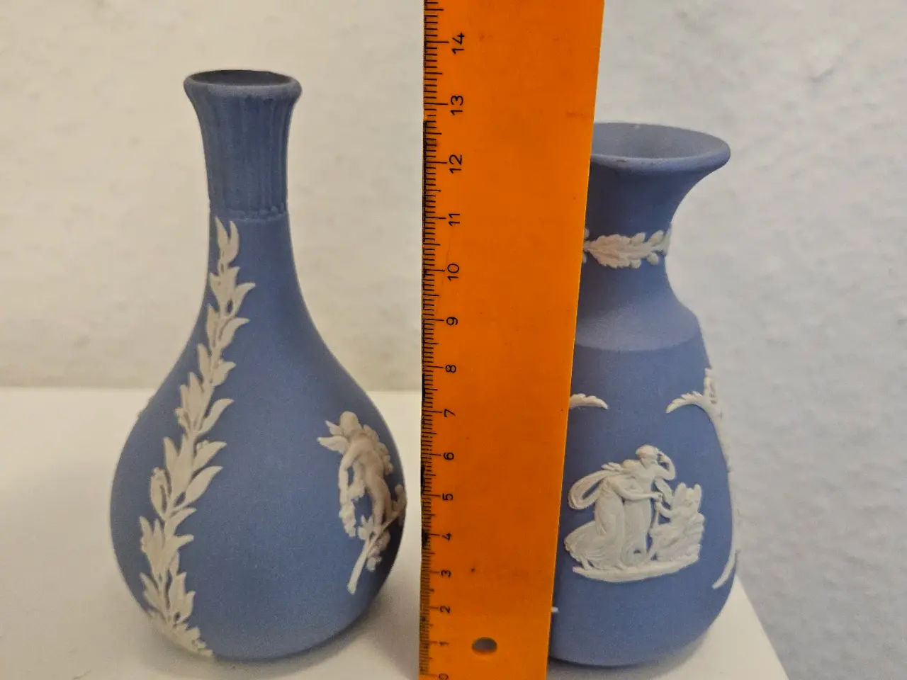 Billede 2 - 2 Wedgwood Jasperware vaser