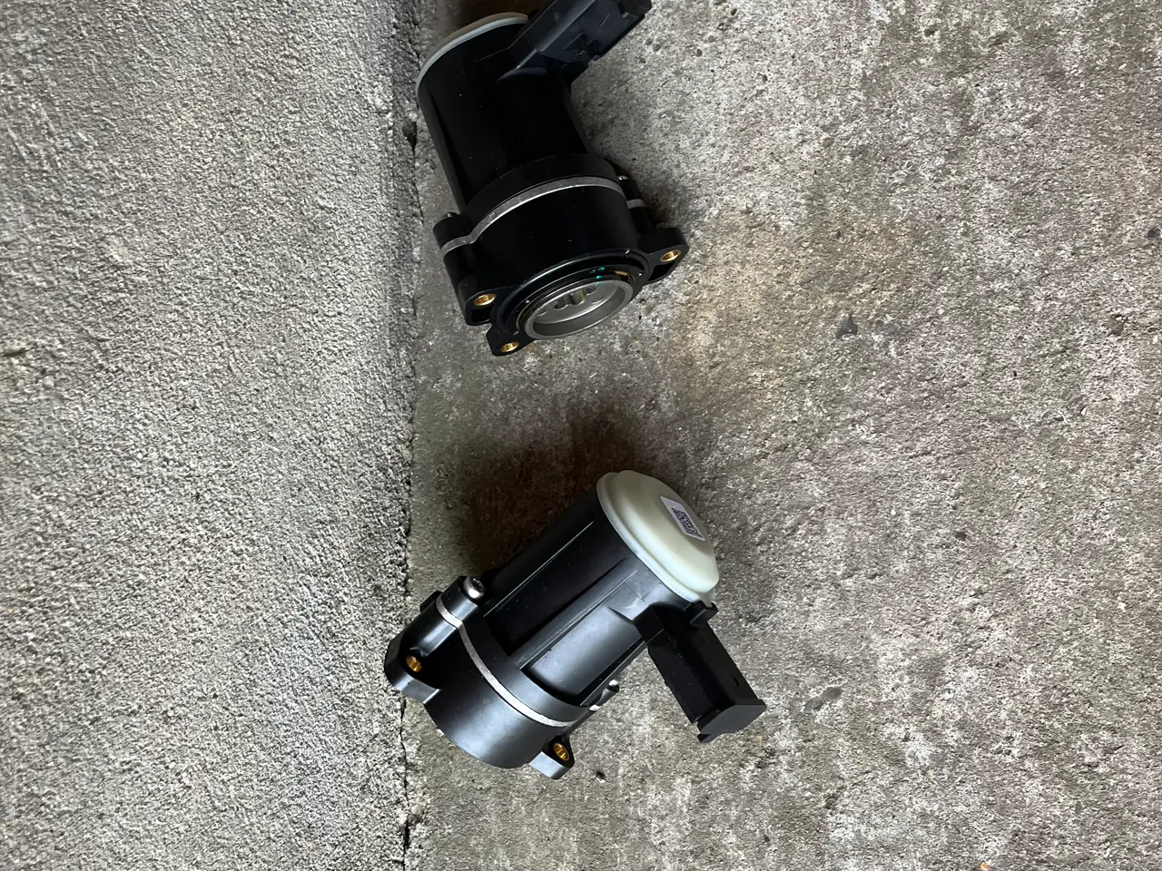 Billede 1 - Parkeringsbremsemotor til Tesla