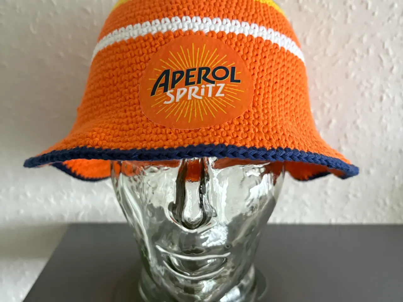 Billede 1 - Hæklet Aperol Spritz bøllehat