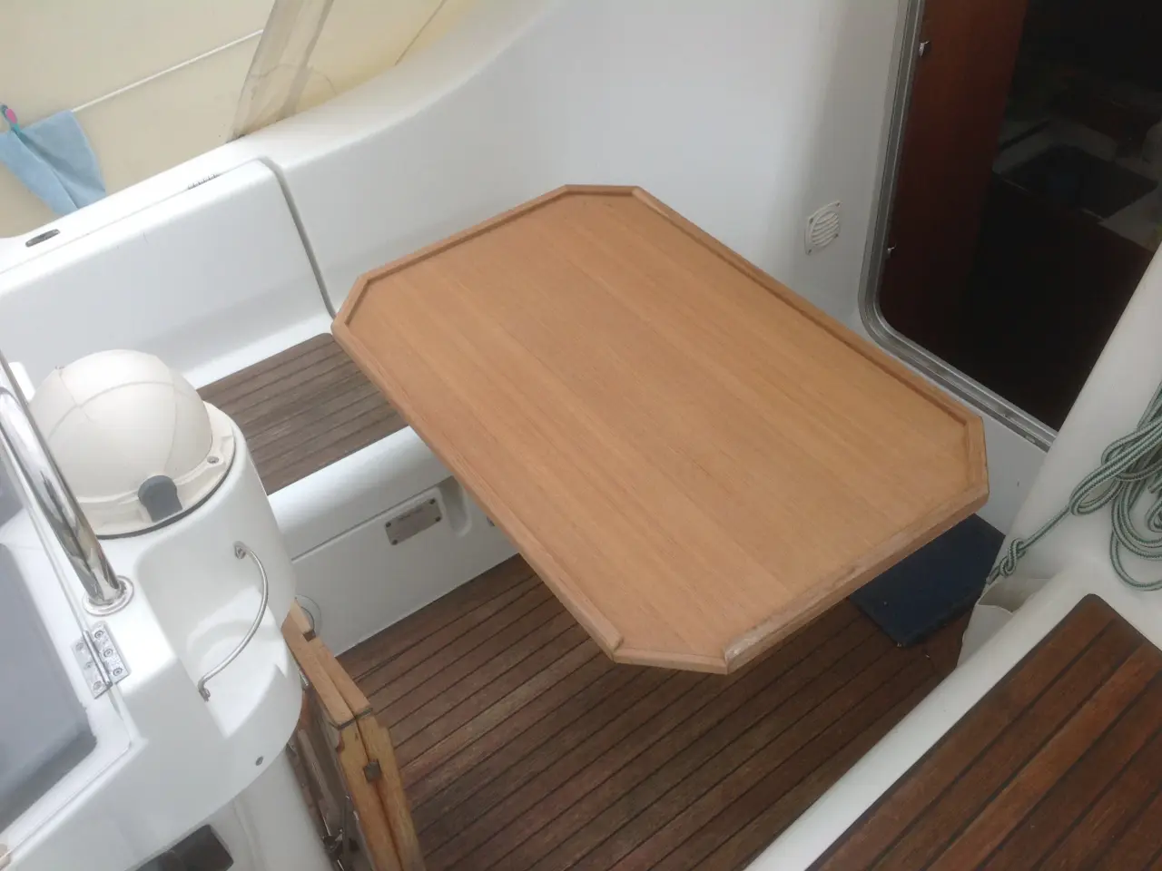 Billede 5 - Cockpitbord (teak), med bordsystem.