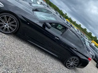 BMW G30 M-SPORT 520D