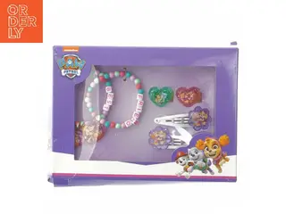 Paw Patrol smykkesæt fra Nickelodeon (str. 3x18x13 cm)