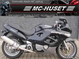 Suzuki GSX 750 F