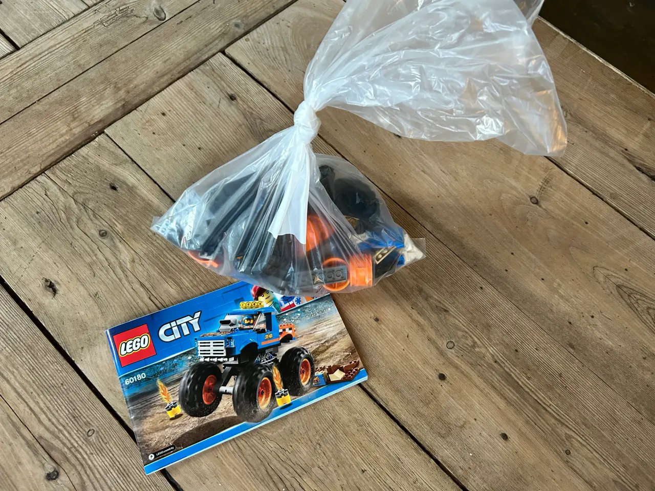 Billede 1 - LEGO 60180 - Monstertruck (LEGO City)