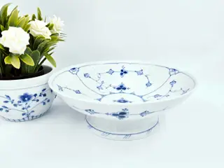 Musselmalet Skål På Lav Fod Blåmalet Porcelæn
