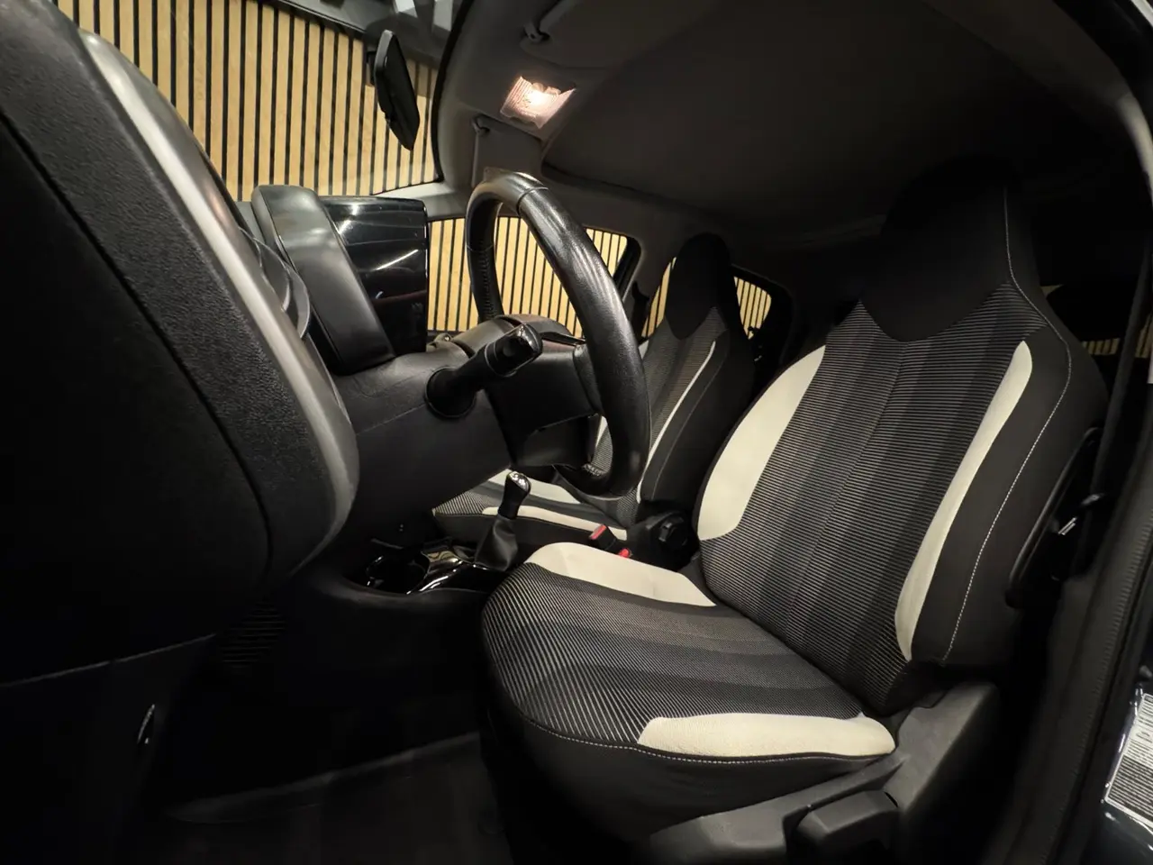 Billede 5 - Peugeot 108 1,0 e-VTi 69 Desire TOP!