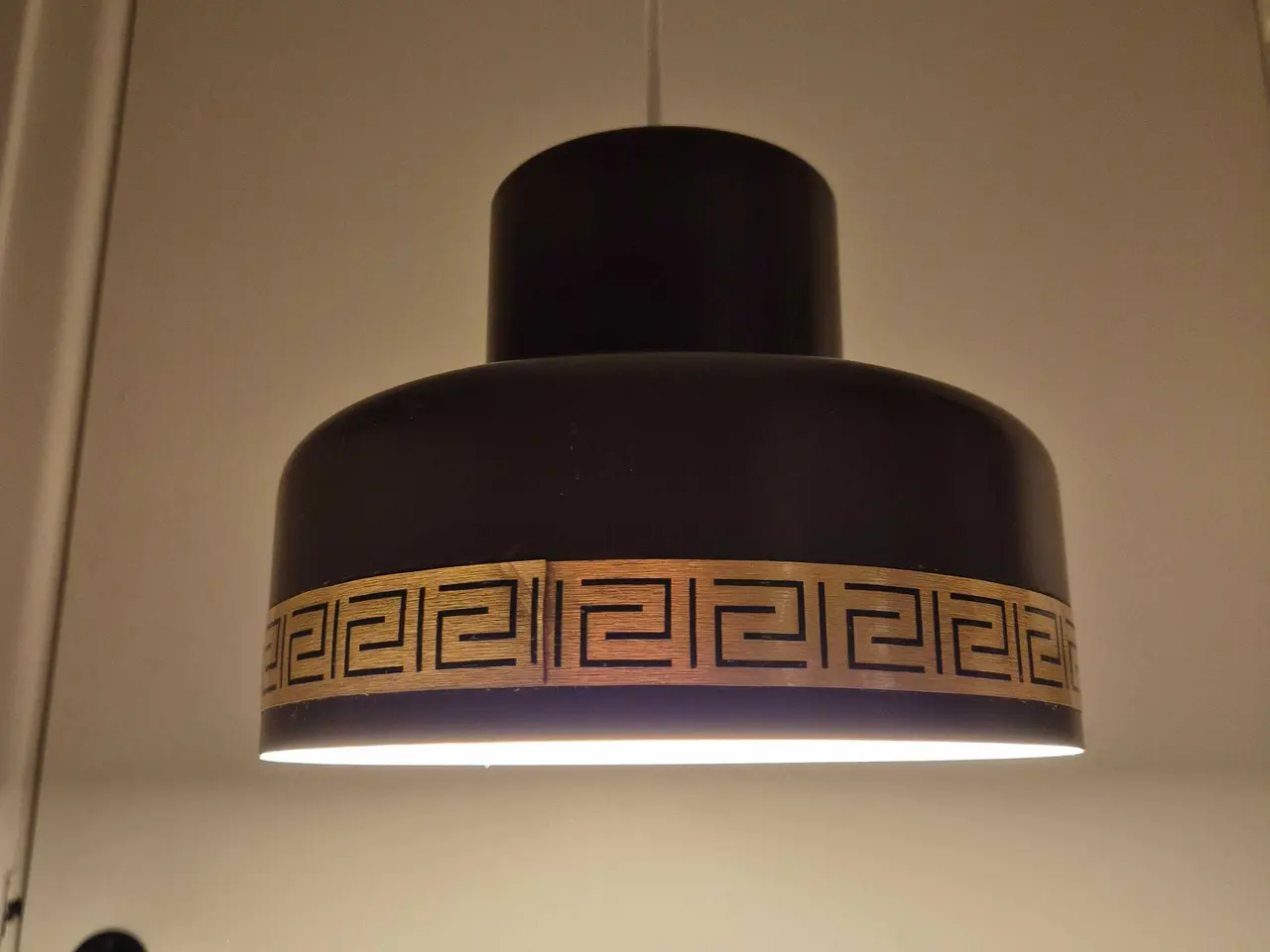 Billede 4 - Klassisk brun retrolampe fra danske Vitrika