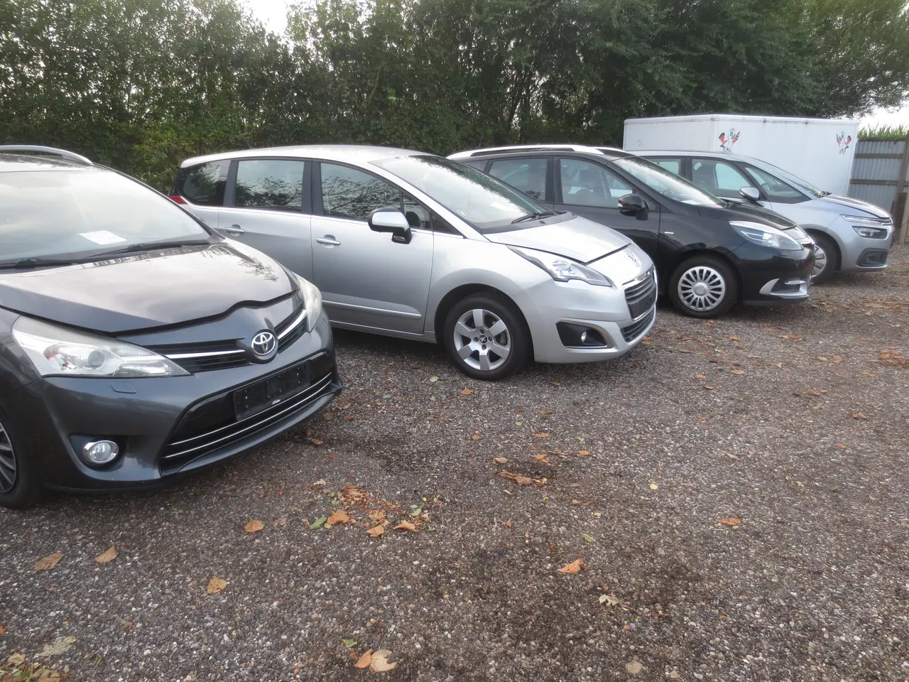 Billede 2 - 4 Stk 7 personers biler. 