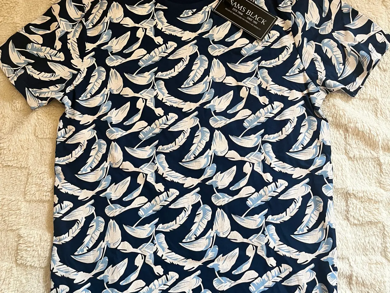 Billede 1 - T-shirt fra Sams.