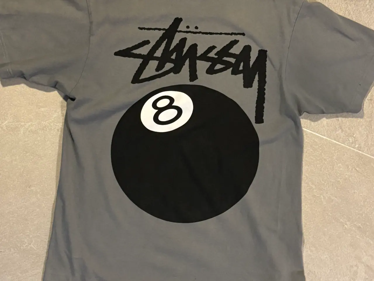 Billede 2 - Stüssy 8 Ball t-shirt