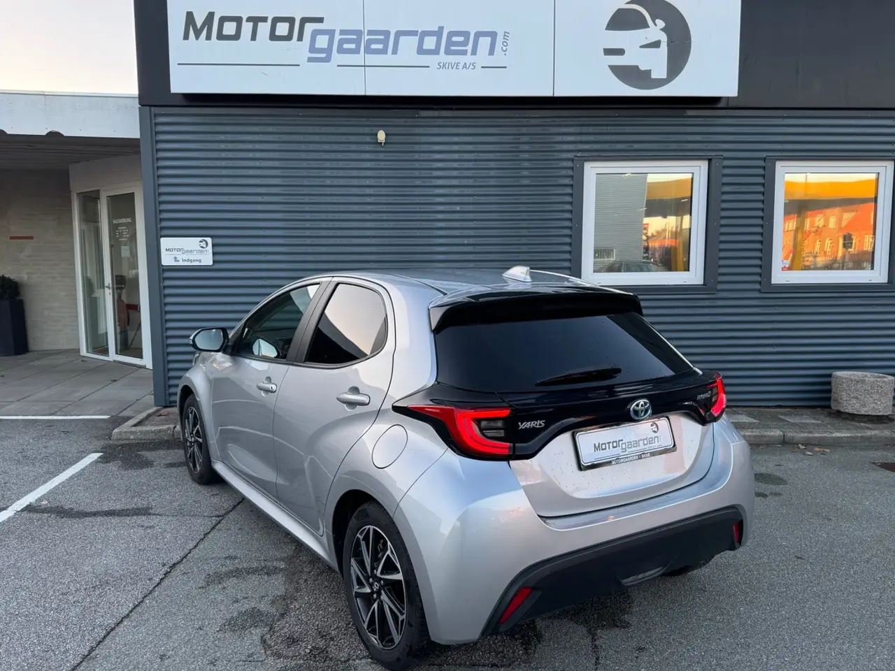 Billede 4 - Toyota Yaris 1,5 Hybrid Active Tech Design e-CVT