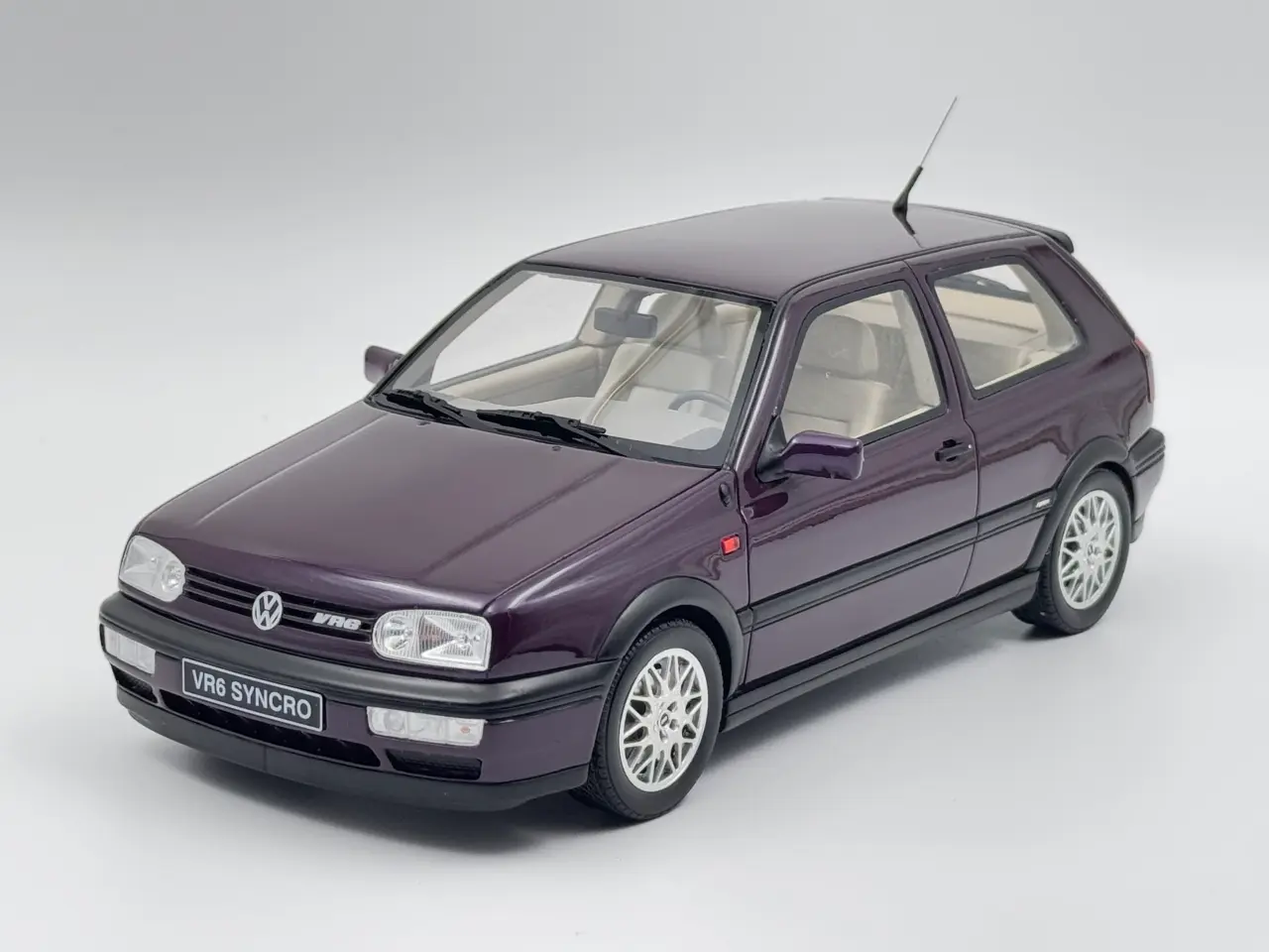 Billede 2 - 1996 VW Golf III 2.8 VR6 Syncro - 1:18