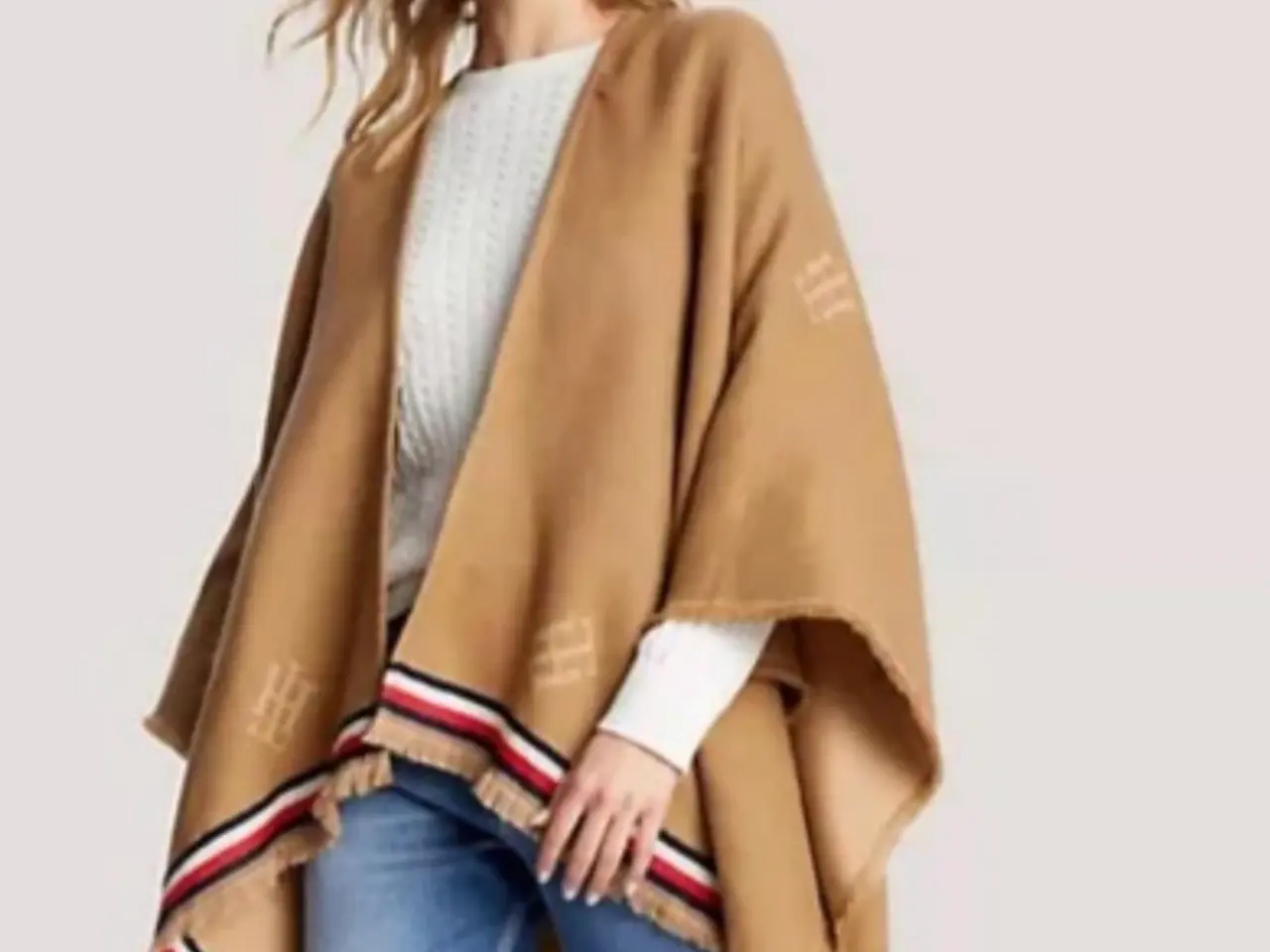 Billede 4 - Tommy Hilfiger poncho alm 1.499,-