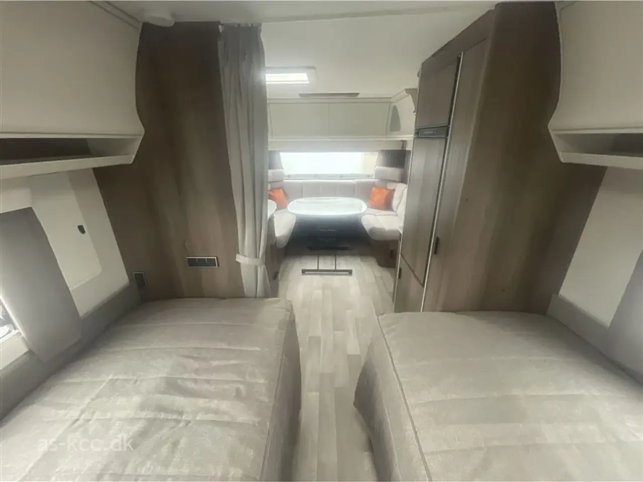 Billede 10 - 2026 - Kabe Safir 600 TDL