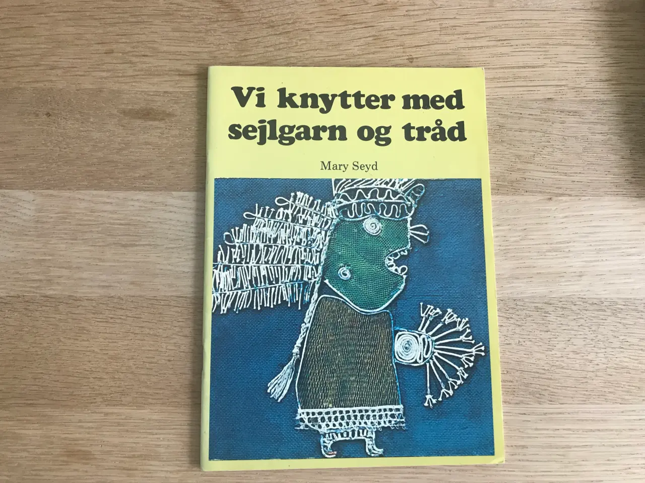 Billede 1 - Vi knytter med sejlgarn og tråd af Mary Seyd