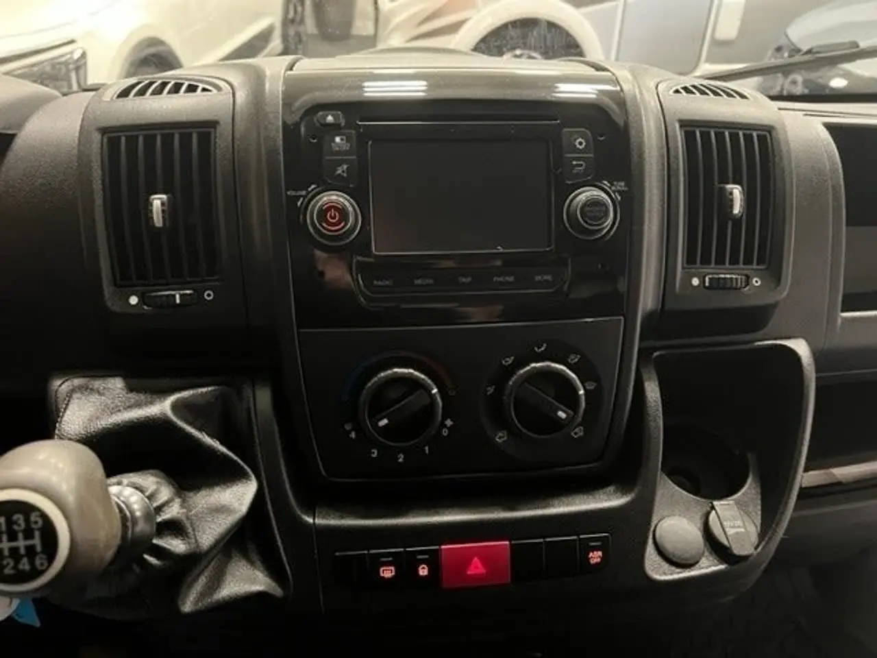 Billede 8 - Citroën Jumper 30 2,0 BlueHDi 130 Kassevogn L2H2