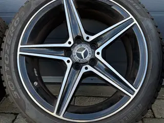 Originale Mercedes AMG fælge passer på C -E klasse