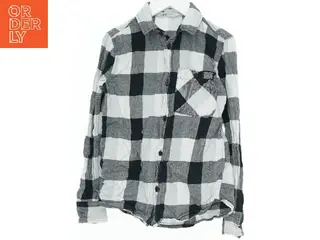 Skjorte med tern fra H&M (str. 134)