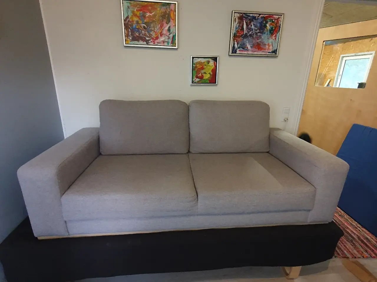 Billede 1 - 2 pers. Sofa lys stof