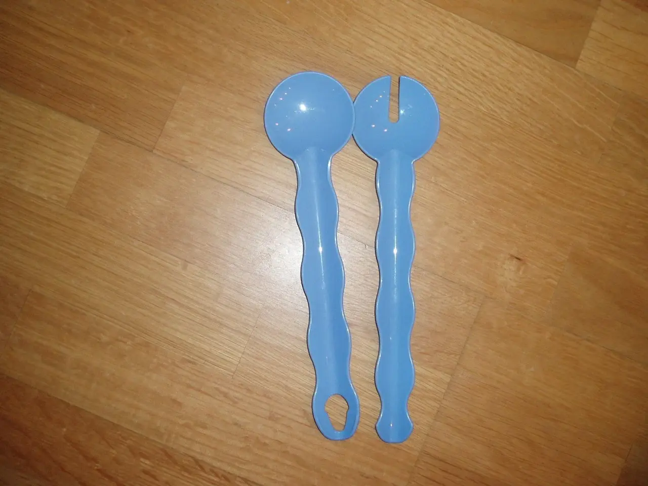 Billede 1 - Tupperware Avanti salatbestik