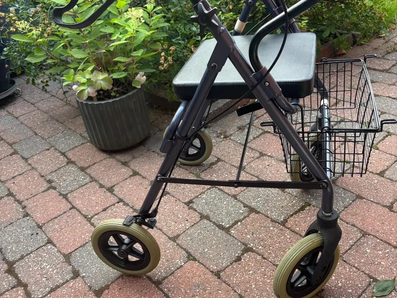 Billede 2 - Rollator