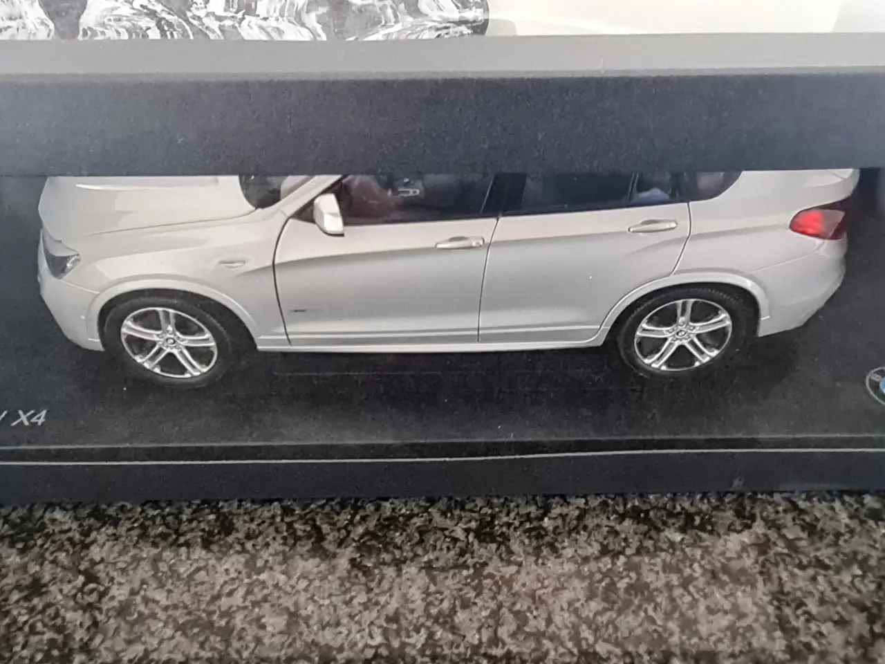 Billede 6 - 1:18 BMW X4 Glacier Grey