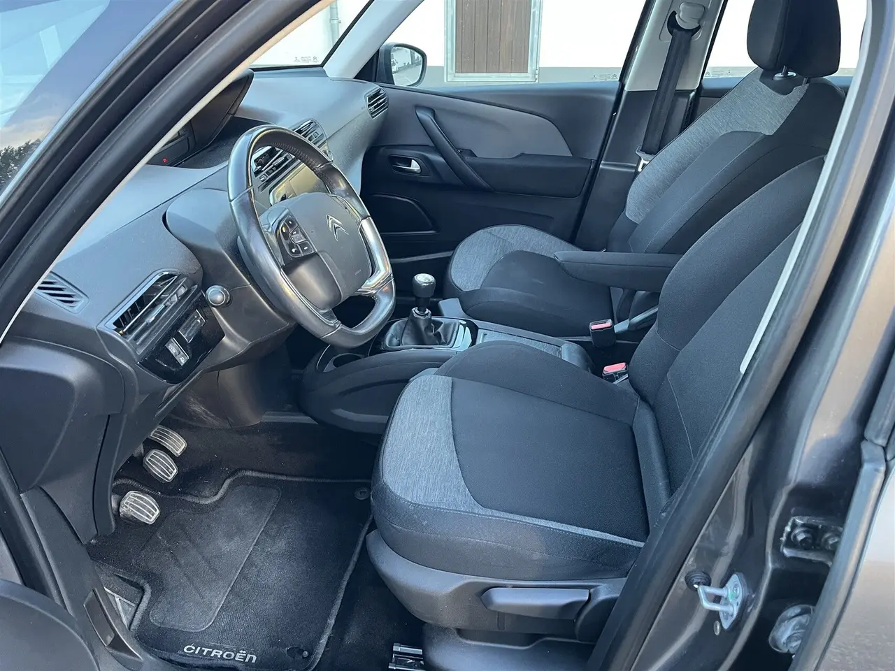Billede 5 - Citroën C4 Picasso 1,6 Blue HDi Funky start/stop 120HK 6g