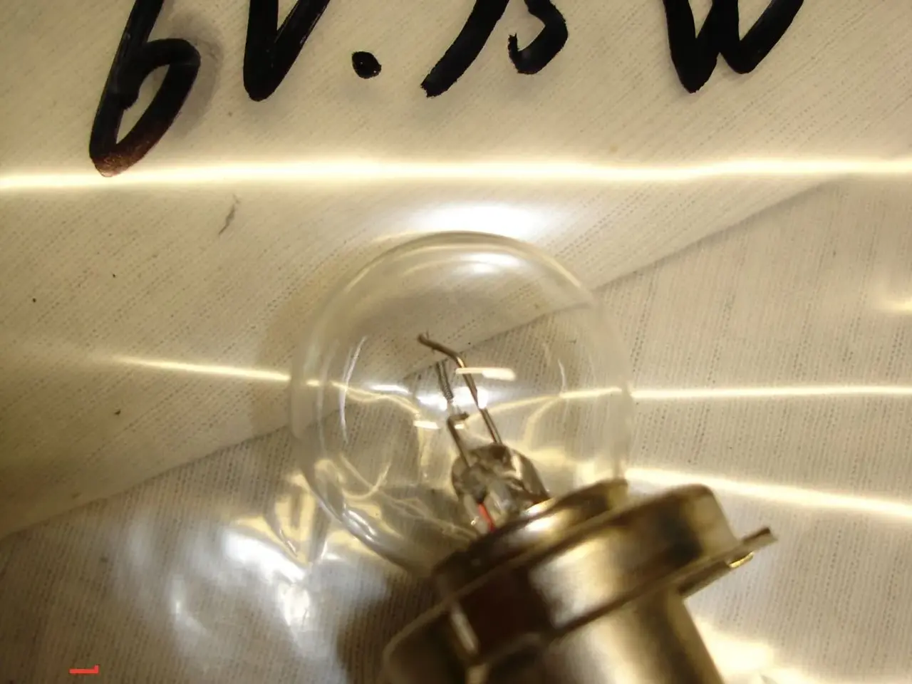 Billede 20 - Pærer 6 og 12 Volt.